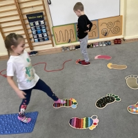 215-377224445_1071094024.jpg
